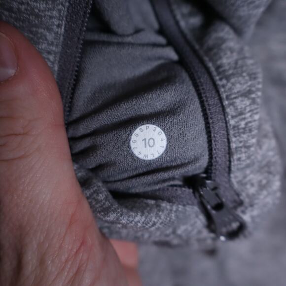 LULULEMON Stride Jacket II Heathered Slate Hooded Lightweight Active Women's 10 - Picture 12 of 12